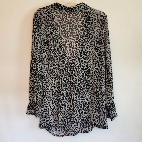 Avenue leopard print semi-sheer faux wrap blouse size 18/20 - Picture 6 of 10